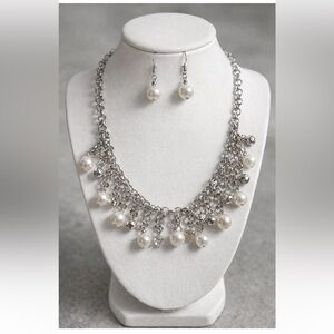 Elegant Silver Pearl Accent Necklace